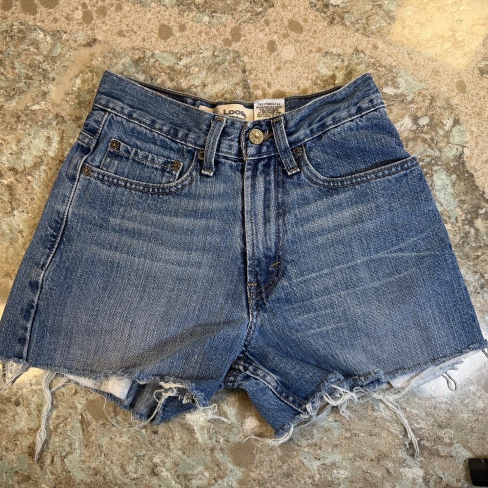 Levis 569 Loose Straight Denim Cutoff Shorts Blue Medium Wash Womens Size 25 23W